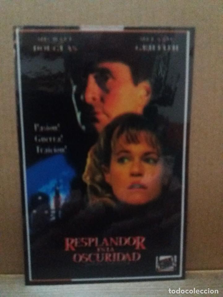 Kino: Resplandor en la oscuridad