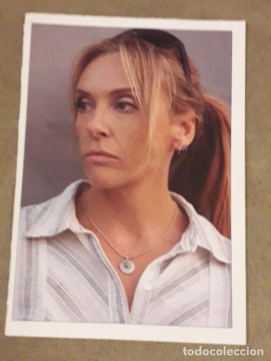 Kino: FICHA ACTRIZ, TONI COLLETE (MINISERIE CREEDME). EN EL REVERSO TEXTO BIOGRAF&Iacute;A, FILMOGRAF&Iacute;A BASICA