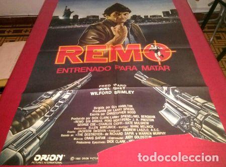 Kino: remo entrenado para matar afiche de cine c358