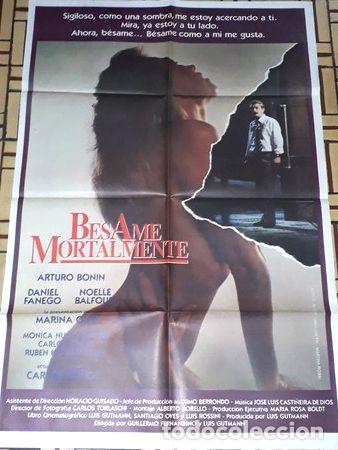 Kino: besame mortalmente afiche arturo bonin daniel fanego 36