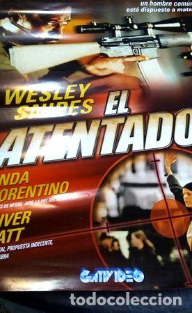 Kino: afiche de cine el atentado wesley snapes ano 2002