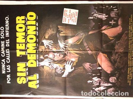 Cine: poster sin temor al demonio - Foto 1