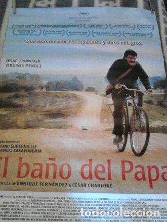 Kino: afiche el bano del papa
