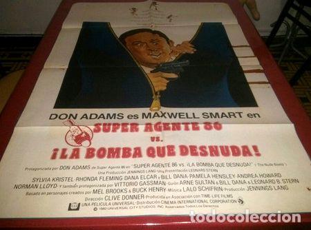 Kino: super agente 86 vs la bomba que desnuda afiche de cine 365