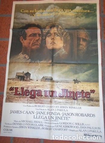 Kino: afiche de cine llega un jinete 49 78
