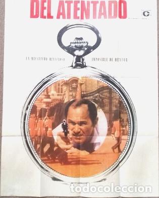 Kino: antiguo afiche de pelicula el dia del atentado 468