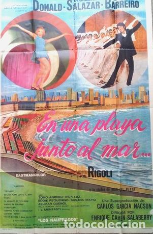 Kino: antiguo afiche de pelicula en una playa junto al mar 578