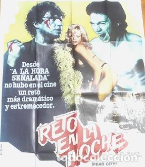 Kino: poster de la pelicula reto en la noche 819
