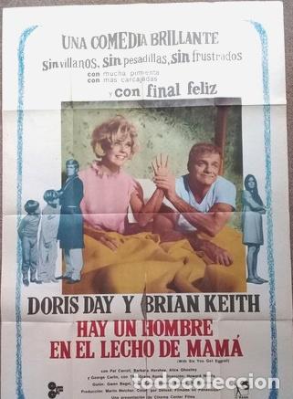 Kino: afiche de pelicula hay un hombre en el techo de mama 676