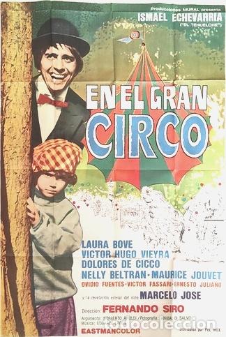 Kino: poster de la pelicula en el gran circo 799