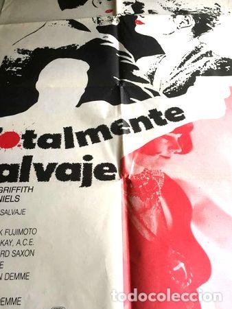 Kino: poster totalmente salvaje con melanie griffith