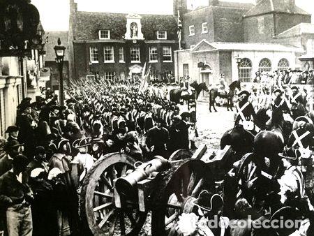 Cinema: lobbycard n2 revolucion al pacino donald shuterland orig