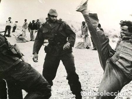 Cinema: el profesional jean p belmondo lobicard n 6 ano 1981