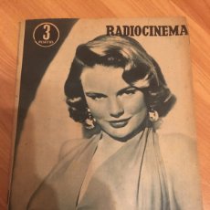 Cine: RADIOCINEMA - 245 (1955) MYRNA HASEN - JOHN WAYNE