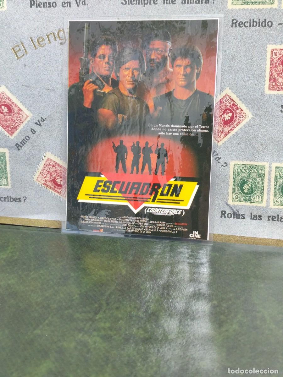 Cine: Escuadr&oacute;n plastificado - Foto 1