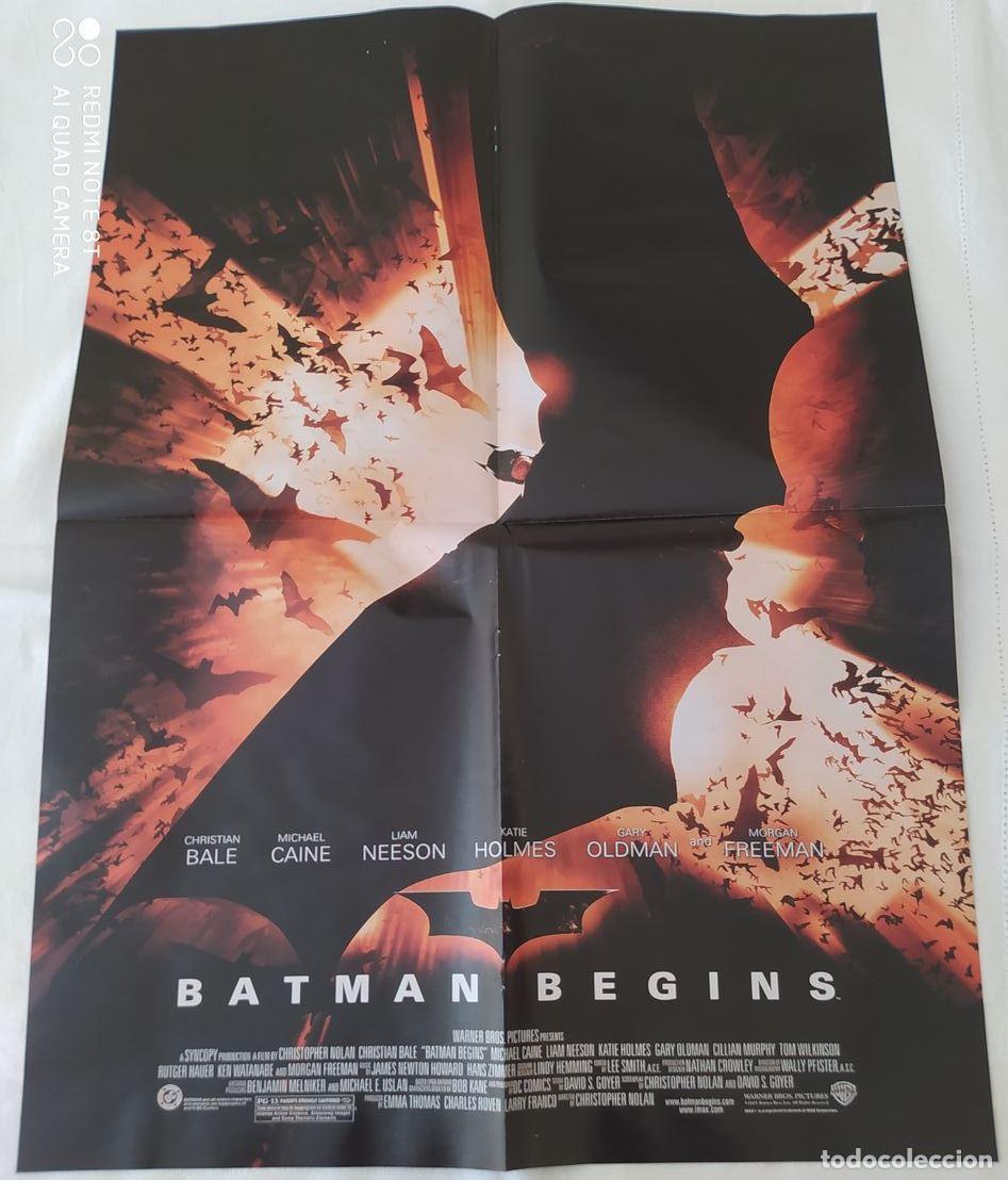 Kino: P&Oacute;STER DOBLE / BATMAN BEGINS + ATTACK ON TITAN (ver descripci&oacute;n)