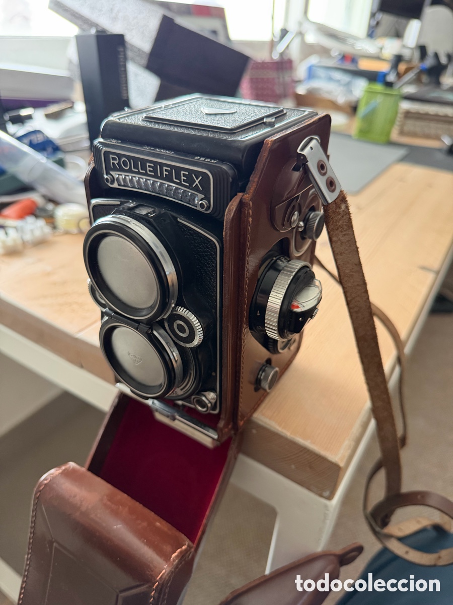 Cine: C&aacute;mara Rolleiflex antigua en excelente estado