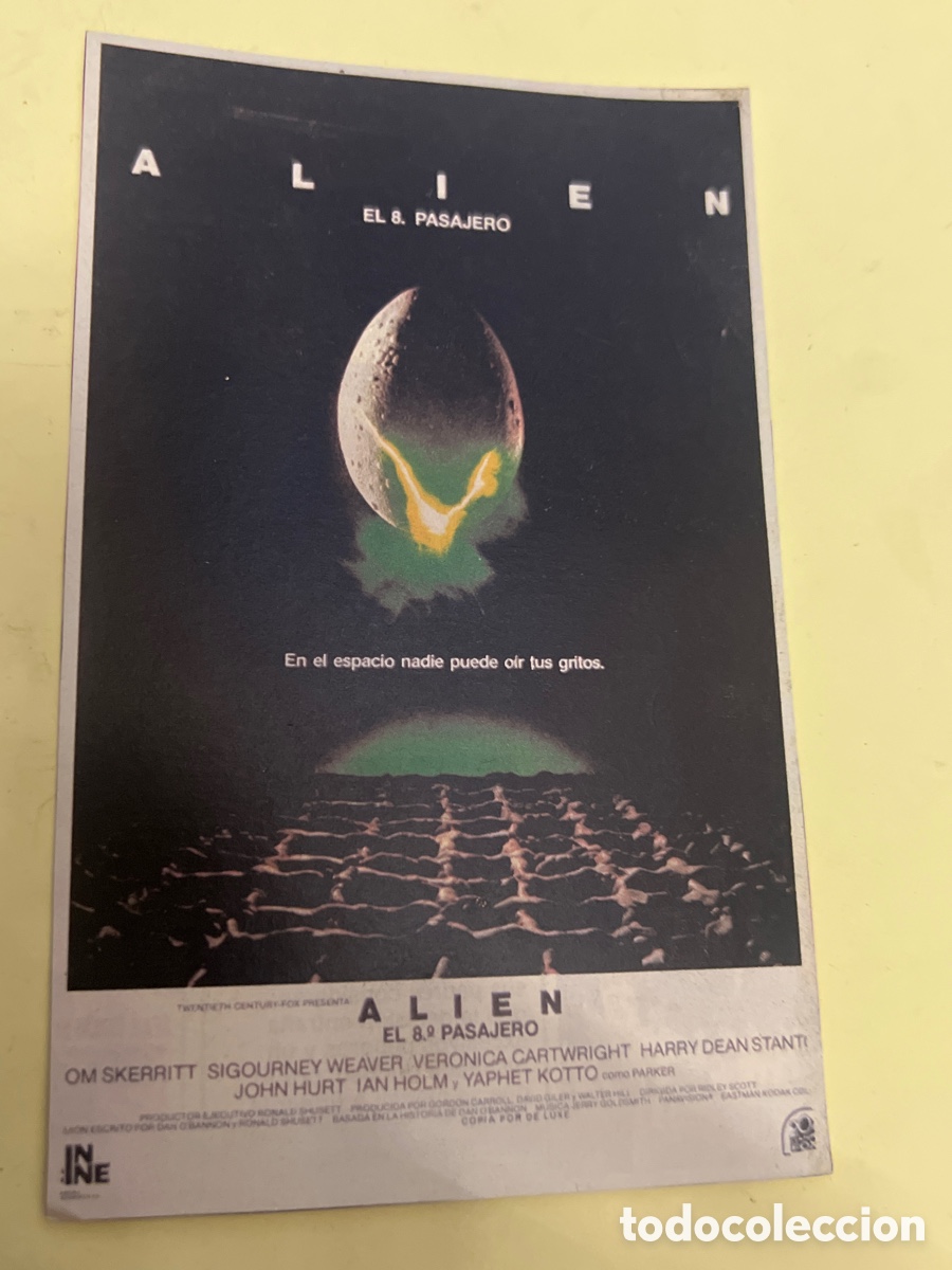 Cine: 1/E2/139. Reproducciones de carteles de cine, recortes de revistas