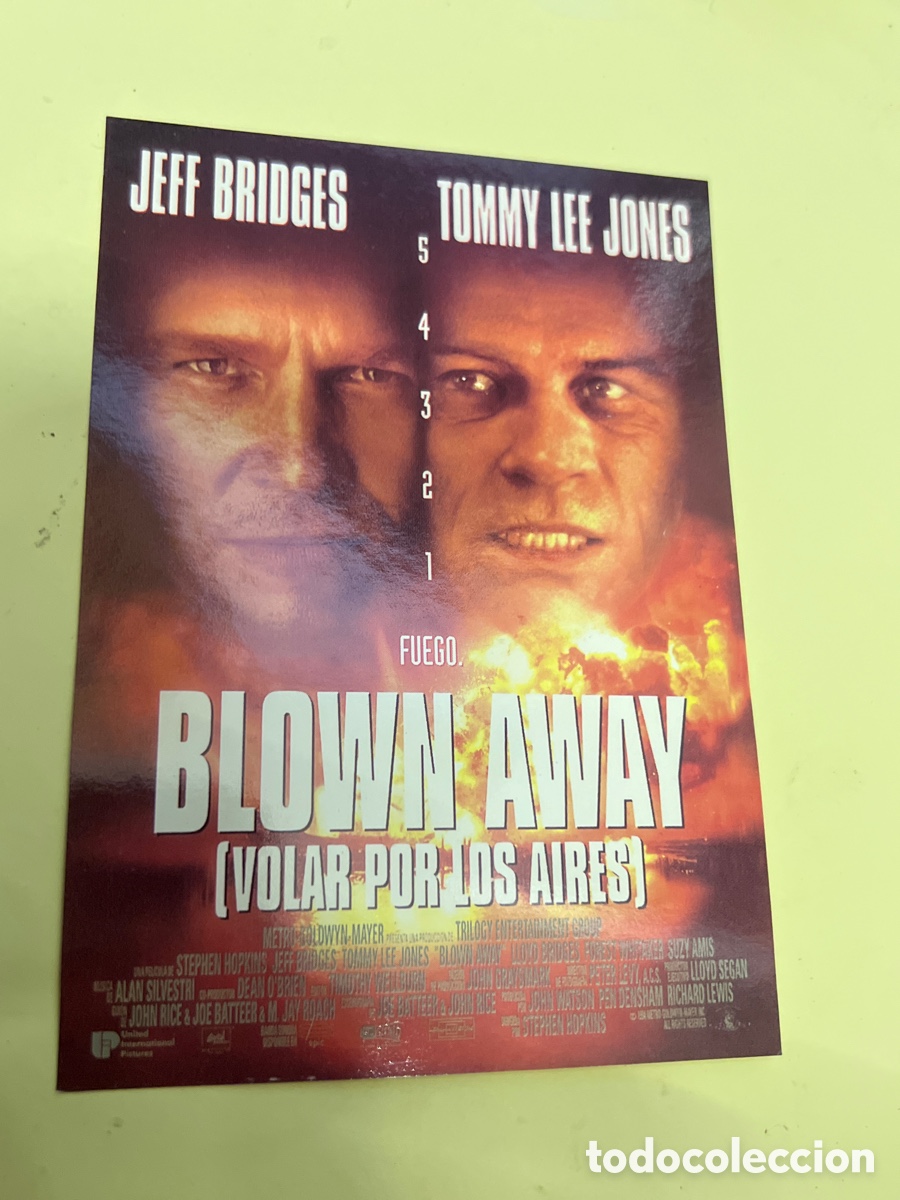Cine: T1/E2/175. Reproducciones de carteles de cine, recortes de revistas