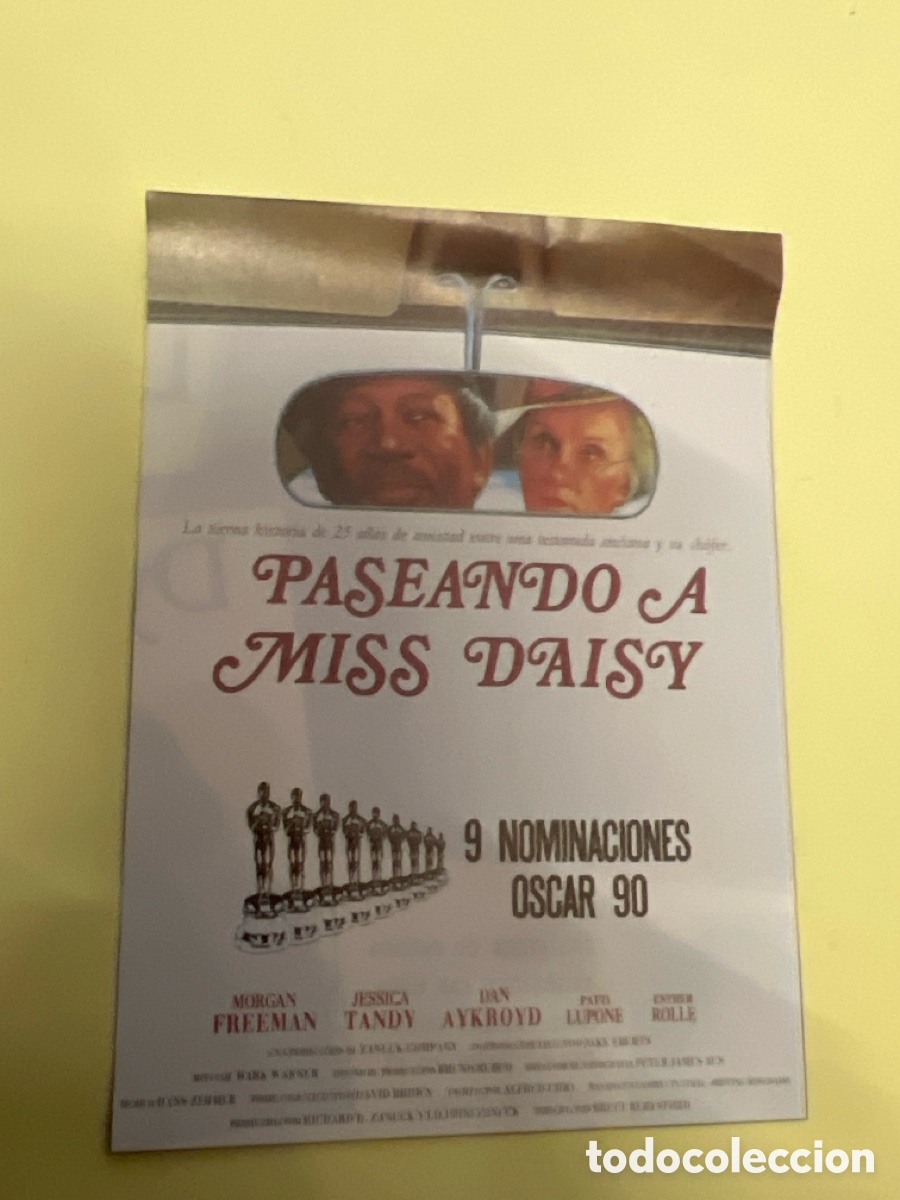 Cine: T1/E2/195. Reproducciones de carteles de cine, recortes de revistas