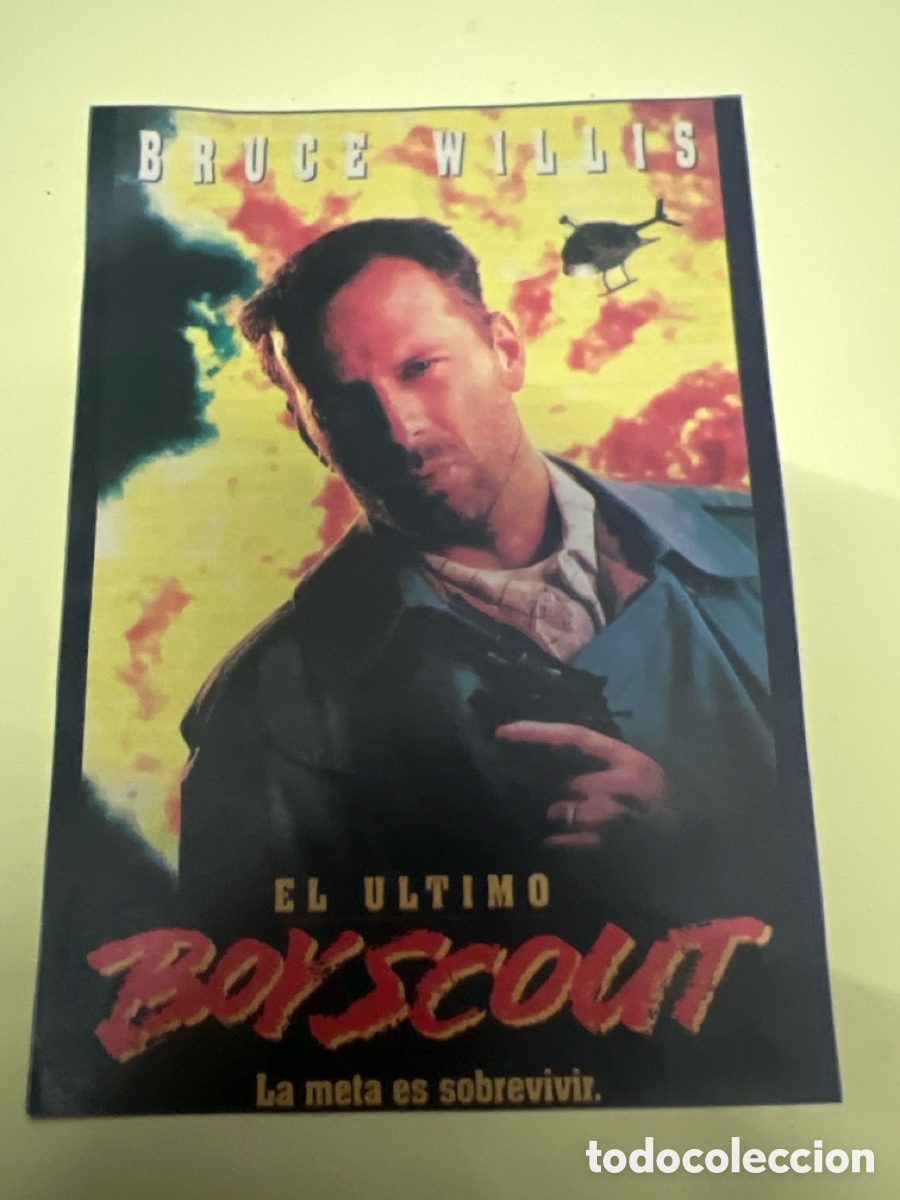 Cine: T1/F2/202. Reproducciones de carteles de cine, recortes de revistas