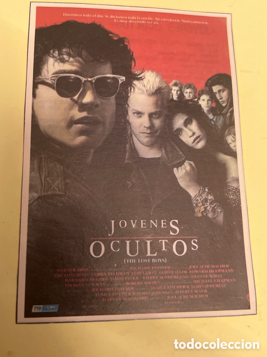 Cine: T1/F2/105. Reproducciones de carteles de cine, recortes de revistas