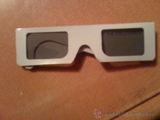 Cinema: Gafas para pel&iacute;cula en 3 dimensiones. Parque Cartuja'93 de Sevilla.