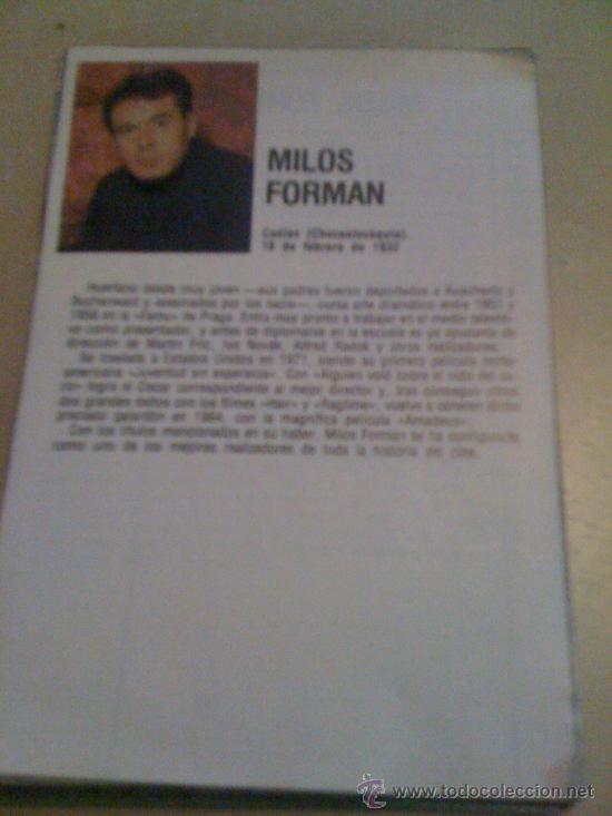 Cinema: Ficha del director Milos Forman. Con fotograf&iacute;a y biograf&iacute;a + filmograf&iacute;a por detr&aacute;s.