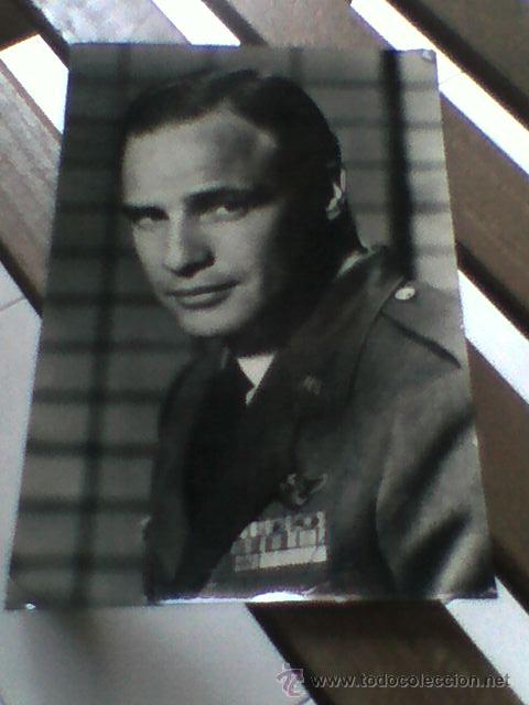 Cine: Foto tarjeta Marlon Brando El baile de los malditos Kores Carboplan   cine 9x 14 cms