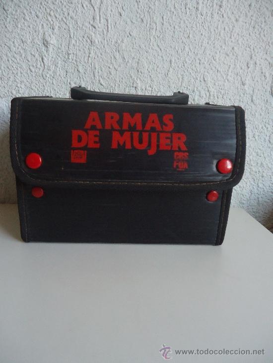 Cine: MALETIN PARA CINTAS VHS ARMAS DE MUJER, A&Ntilde;OS 80s