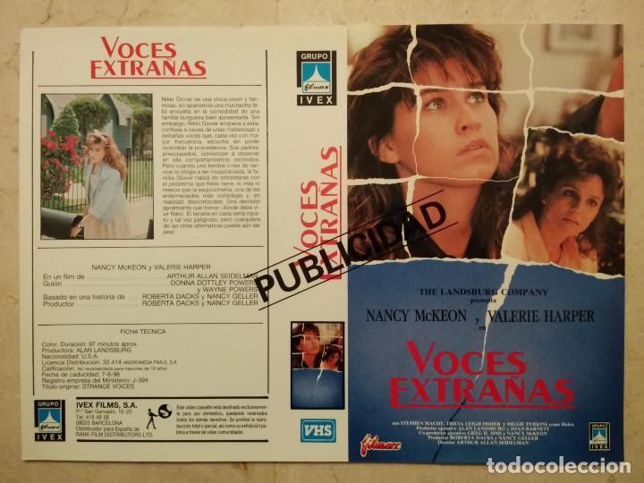 Kino: CARATULA ORIGINAL -A4- VOCES EXTRA&Ntilde;AS - ARCHIVO - NANCY MCKEON - SUSP&Egrave;NSE