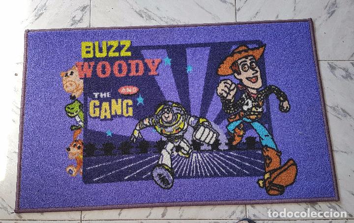 Cine: ALFOMBRA DE PIE DE CAMA DE TOY STORY, PERFECTO ESTADO