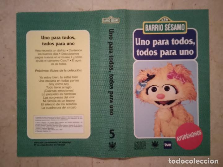Cine: CARATULA ORIGINAL -A4- UNO PARA TODOS TODOS PARA UNO - BARRIO SESAMO