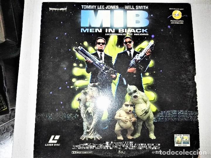 Cine: LASER DISC MEN IN BLACK con poster - Foto 1