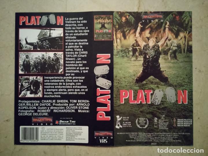 Cinema: CARATULA ORIGINAL -A4- PLATOON - TOM BERENGER - Archivo - CINE BELICO - OLIVER STONE