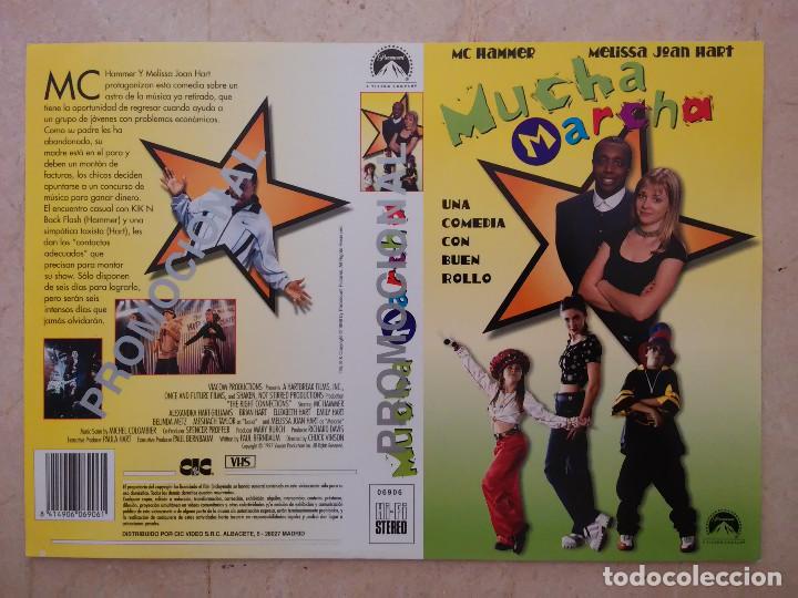 Cinema: CARATULA ORIGINAL -A4- MUCHA MARCHA - ARCHIVO - MELISSA JOAN HART - COMEDIA