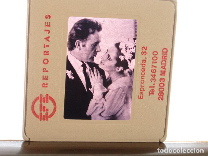 Cine: DIAPOSITIVA DE PRENSA. AGENCIA EFE. 5X5. ELIZABETH TAYLOR. LIZ. DIVA 1&ordf; BODA CON RICHARD BURTON