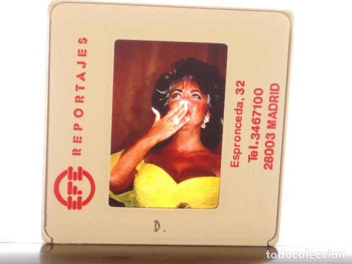 Cine: DIAPOSITIVA DE PRENSA. AGENCIA EFE. 5X5. ELIZABETH TAYLOR. LIZ. DIVA