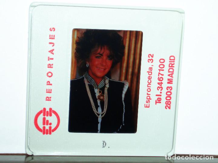 Cine: DIAPOSITIVA DE PRENSA. AGENCIA EFE. 5X5. ELIZABETH TAYLOR. LIZ. DIVA