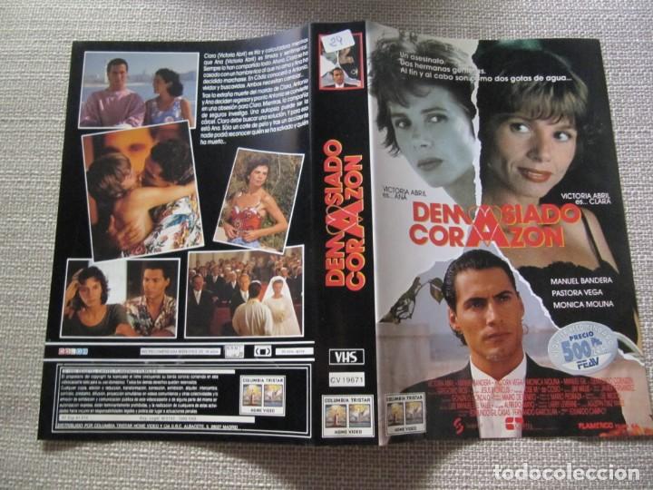 Cine: PORTADA CARATULA VHS DEMASIADO CORAZON VICTORIA ABRIL MANUEL BANDERA PASTORA VEGA MONICA MOLINA.