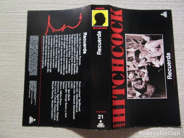 Cine: PORTADA CARATULA VHS RECUERDA INGRID BERGMAN ALFRED HITCHCOCK GREGORY PECK.