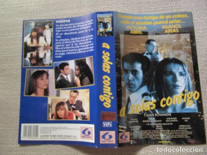 Cine: PORTADA CARATULA VHS A SOLAS CONTIGO VICTORIA ABRIL IMANOL ARIAS JUAN ECHANOVE.