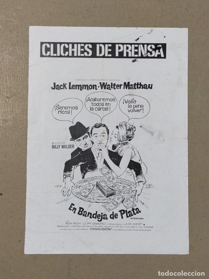 Cine: CHICHE PARA PRENSA: EN BANDEJA DE PLATA. JACK LEMMON, WALTER MATTHAU - 24X17 CM