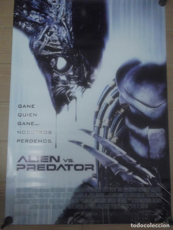 Cine: ALIEN VS. PREDATOR. CARTEL ORIGINAL ESTRENO 70 X 100. (SE ENVIA DOBLADO EN SOBRE A3)