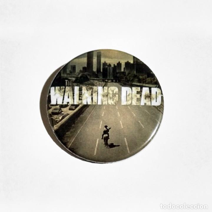 Cinema: THE WALKING DEAD - CHAPA 59mm (CON IMPERDIBLE)