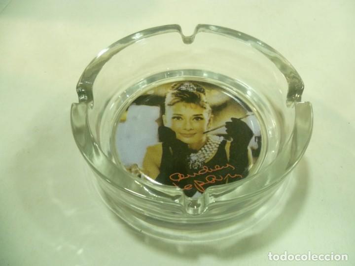 Cine: Cenicero de cristal de Audrey Hepburn-NUEVO