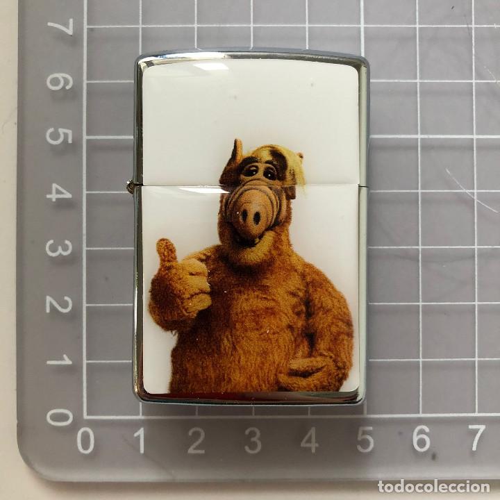 Cine: MECHERO ALF - Foto 1
