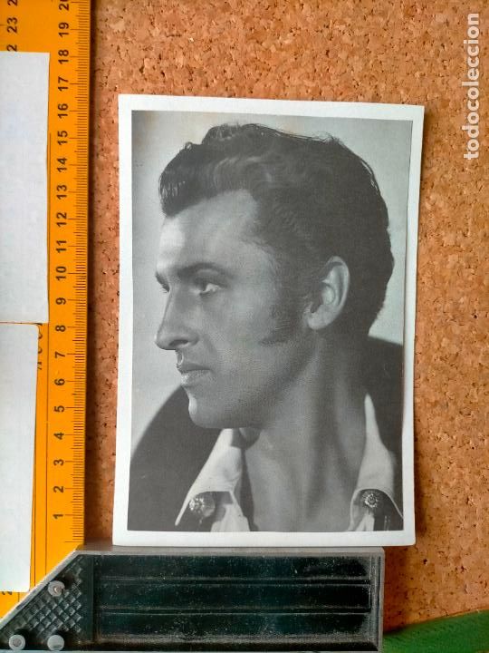 Cin&eacute;ma: HAGA SU OFERTA - RECORTE CLIPPING PEGADO SOBRE CARTULINA ACTOR / ACTRIZ CINE PELICULA