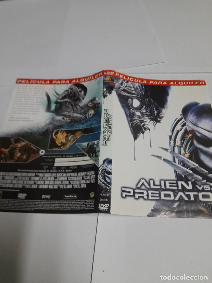 Cine: Car&aacute;tula Original DVD - S&oacute;lo Car&aacute;tula - Alien Vs Predator