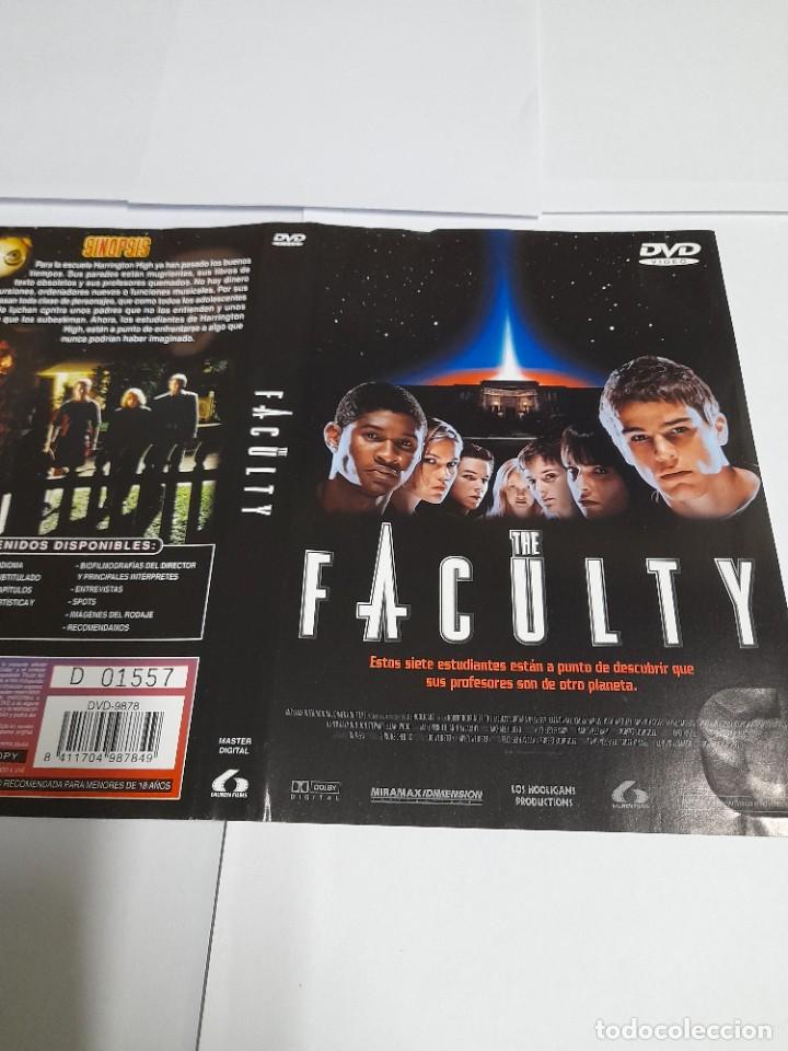 Cine: Car&aacute;tula Original DVD - S&oacute;lo Car&aacute;tula - Aliens vs Predator 2